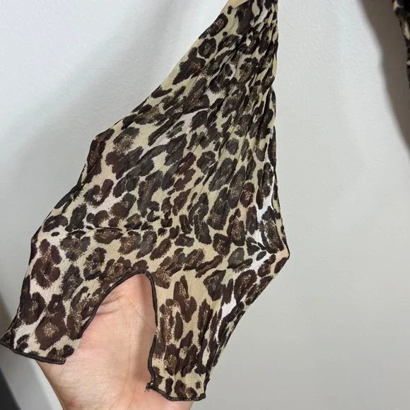 Multiples Women Leopard Print Button Up Shirt Size S Brown Sequin Pleated Blouse - Picture 4 of 9